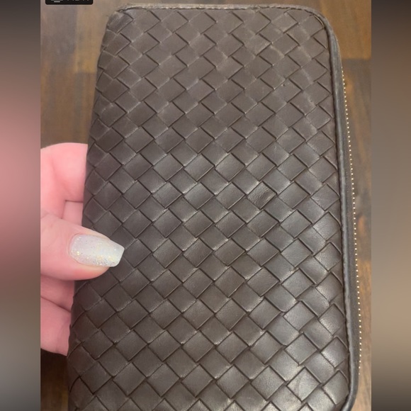 Bottega Veneta Intrecciato zip around wallet - Picture 9 of 9
